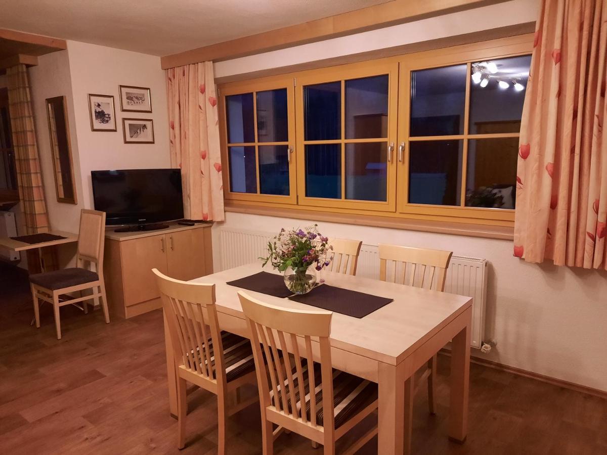 Apartamento Haus Untergand Sankt Anton am Arlberg Exterior foto
