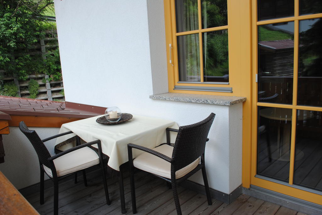 Apartamento Haus Untergand Sankt Anton am Arlberg Habitación foto